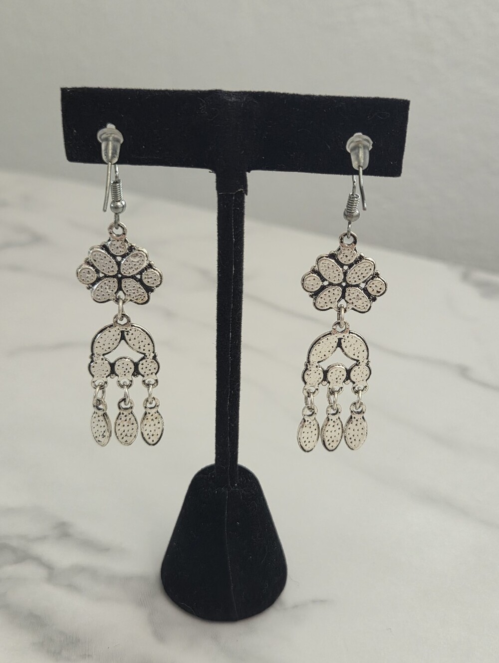 Paparazzi White Stone Chandelier Statement Earrings Silver Tone Boho - Picture 11 of 12